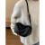 袋鼠（KANGAROO）高级感时尚包包女包2024新款ins潮百搭女士单肩斜挎包软皮马鞍包 黑色