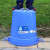 定制适用大号垃圾桶户外塑料酒店餐厨工业商用圆形带盖大容量收纳水桶 18型+盖(蓝色红色随机发)
