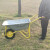 农用独轮小推车单轮货车推沙泥土花园垃圾建筑肥料工地手推车工具 黄色单轮车