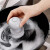 访客 FK 洗碗刷创意自动出液可喷水挂刷厨房去油渍不伤手卫生锅刷 带按压款
