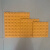 德岐 PVC橡塑盲道板 道路盲人行道专用 防滑导向地贴 橡塑指路砖 黄色条纹30*30cm