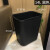 沁度酒店客房垃圾桶方形圆形办公室垃圾桶宾馆垃圾桶无盖阻燃小垃圾桶 14L黑色方形加厚阻燃桶