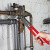 水泵钳子工业级多功能大开口可调快速管钳 红色 8701125水泵钳