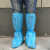 户外隔离一次性使用鞋套防护靴套防水防滑高筒长款脚套胶条PP+PE 复合布蓝款1双 均码
