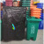 带锁扣密封式废物垃圾桶小区学校公共场所可黄大小号 黑颜色120L桶垃圾袋50个
