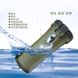 晶鲨 避难手摇自发电防汛防灾物资多功能应急强光手电 手机充电潜水 军绿色和黑色随机现货发售