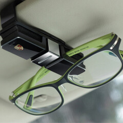 一宾（YIBIN）车载眼镜夹 多功能车用眼镜架盒 汽车用品名片停车票据收纳墨镜夹 保时捷标 黑色