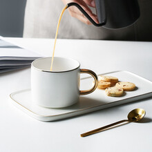 瓷彩美（CECEME）欧式小奢华咖啡杯套装带勺家用陶瓷金边水杯下午茶杯早餐杯托盘 白色长方盘杯勺3件套
