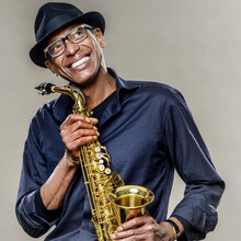 艾牧 萨克斯风 中音萨克斯管 中音降e调萨克斯乐器 初学演奏通用 成人儿童老人 专业考级表演 FAS-568漆金萨克斯