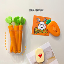 可爱胡萝卜防丢食品封口夹塑料零食密封夹子ins冰箱贴磁贴收纳盒 胡萝卜密封夹5支+盒