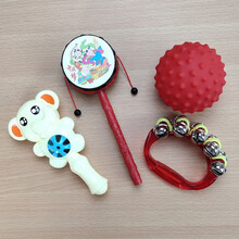 婴儿玩具手摇铃拨浪鼓3-6-12个月0-1岁宝宝新生幼儿早教玩具 4件H【鼓+半圆铃+红球+大象铃】