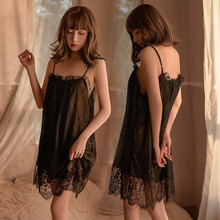 曼烟 情趣内衣 女诱惑透明性感睡衣网纱睡裙开档免脱制服长裙公主蕾丝吊带丁字裤套装 吊带睡裙 黑色 9883