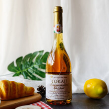 超市	托卡伊（Tokaji）匈牙利原瓶进口托卡伊Tokaji 贵腐甜白葡萄酒  葡萄酒女士低度微醺甜酒 萨摩罗德尼500ml单瓶
