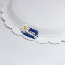 vieruodis 新款手工迷你碎毛宠物BB夹泰迪约克夏马尔济斯头饰狗狗小夹子饰品 A774蓝色小花珍珠 2.8CM