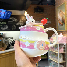 可爱陶瓷杯子少女心带盖勺创意个性兔子马克杯家用水杯早餐咖啡杯 小花朵（带盖+草莓勺）