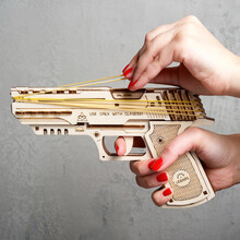 乌克兰Ugears木制机械传动模型橡皮筋木头组装枪玩具创意拼装礼物送男友 沙鹰皮筋枪