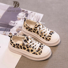 伯莎丹顿品牌轻奢女童帆布鞋小白鞋薄款2021夏季新款儿童板鞋饼干鞋一脚蹬 豹纹 32