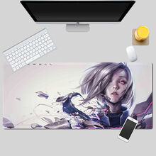 鼠标垫游戏电竞大号中小号定制书桌垫键盘鼠标垫英雄联盟lol 剑姬插画 90厘米*40厘米*厚3mm