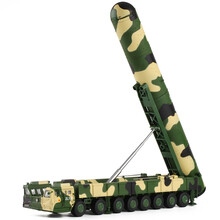 核弹模型 1/82东风DF41核弹头洲际导弹发射车仿真合金军事玩具收藏 DF-41导弹发射车