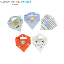 【班杰威尔】三角巾纯棉婴儿口水巾新生儿童宝宝围嘴防水围兜男童女孩围脖秋冬 蓝色河马三角巾