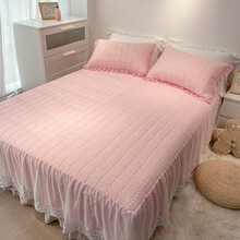 贵福爽 韩版凉感丝乳胶凉席三件套床裙款蕾丝花边夏季空调软席子可折叠机洗水洗冰丝凉席双人床防滑夏凉席 蕾丝浅粉 150*200cm