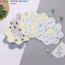 殿若（DIANRUO）新生宝宝吐奶巾360度旋转口水兜围嘴小孩口水巾纯棉纱布婴儿围兜 6条装 +袜子一双 防水.花瓣款(男宝)