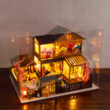 美少女战士海贼王火影忍者名侦探柯南手办鬼灭之刃皮卡丘公仔周边 和服美少女款 DIY日漫别墅+灯+罩+发条音乐