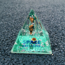 不倒翁玩具 宇航员太空人液体流沙不倒翁创意摆件减解压玩具带同学男女生朋友 【金色】太空人镇笔筒