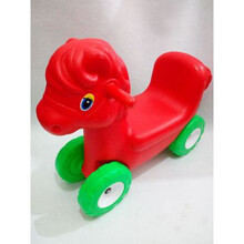 幼儿园摇马木马跷跷板咪咪狗摩托车儿童四轮滑滑车塑料童车滑行车 红色小马车