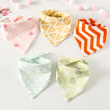 婴儿棉三角巾宝宝立体卡通口水巾新生儿防吐奶男童女孩秋冬围嘴 红条粉西瓜款 5条装