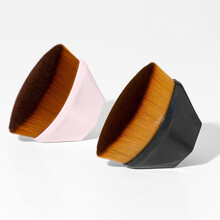 55号魔术粉底刷不卡粉底妆腮红花瓣扁头化妆刷无痕刷化妆工具 两件装（黑色+粉色）其他搭配备注 人造纤维配收纳盒