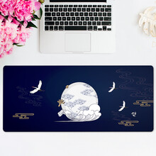 镇魂歌 鼠标垫超大号中国风宫廷锁边电竞游戏键盘垫电脑桌垫加厚定制国潮古典家用办公桌面垫 云间翔舞 300x800x5mm