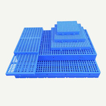 大型狗笼子垫脚板狗狗拉布拉多金毛阿拉斯加秋田犬散热板宠物脚垫板狗笼塑料板兔笼脚垫狗笼防滑湿 蓝色（单个价） 3号【56*42*1cm】不可拼接