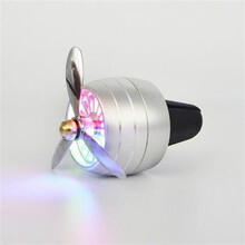 全金属空军三号汽车香水空调出风口风扇车载香水持久淡香车载香薰 银色【带灯】 桂花