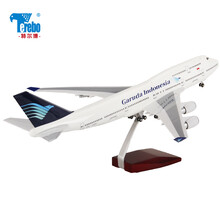 特尔博Terebo 波音飞机模型B 787 b747 民航客机仿真模型 LED灯声控 1：150印尼航空B747