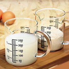 淳意 加厚玻璃杯2只装带250毫升刻度量杯 带手柄可微波炉耐热厨房牛奶杯水杯