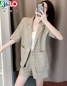 卡帝乐鳄鱼轻奢2021年夏季小西服短裤两件装女神范时尚格子薄款职业西装套装女夏 格子 S