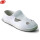 白色四孔帆布鞋