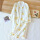 白色黄花和服睡袍