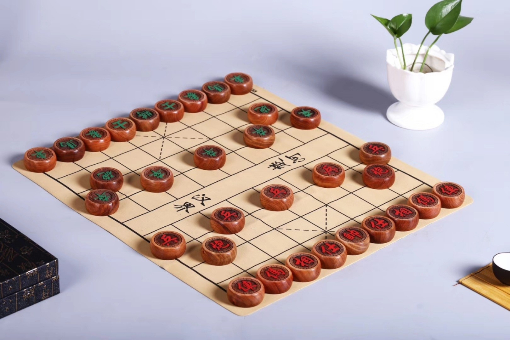 象棋缅甸花梨配锦盒羊皮纸纯手工打磨