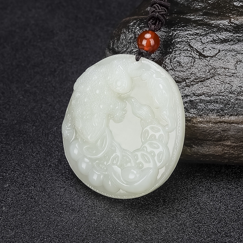 新疆和田玉金蟾吊坠 男款招财金蟾玉坠男女项链吊坠