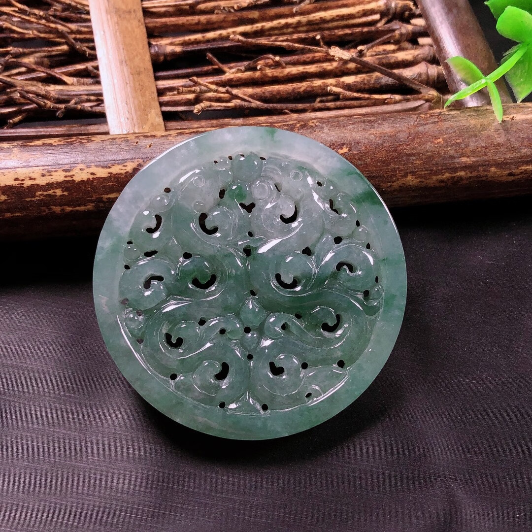 天然翡翠仿古龙凤呈祥挂件